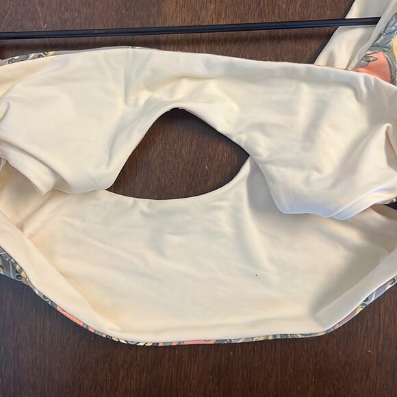 San Lorenzo Printed Pull On Swim Top Bikini Top Reversible Large - Picture 6 of 7